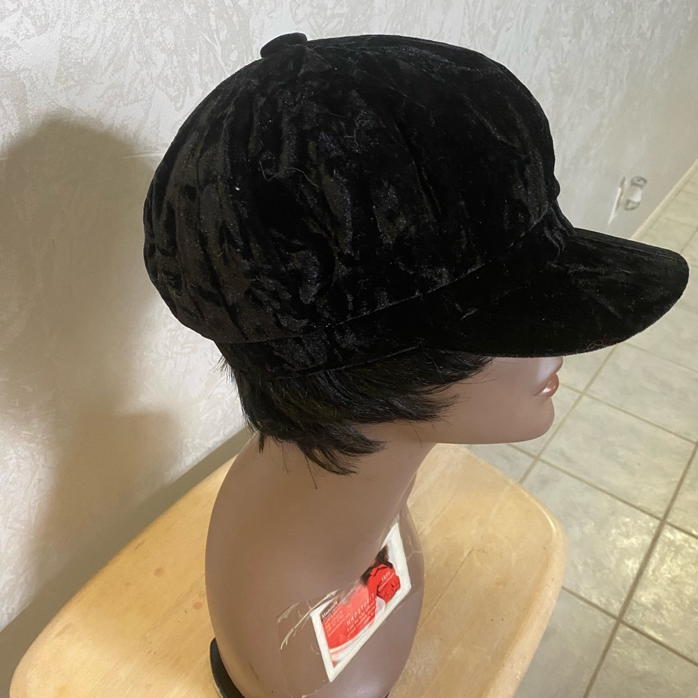 Hat - Picture 2 of 4